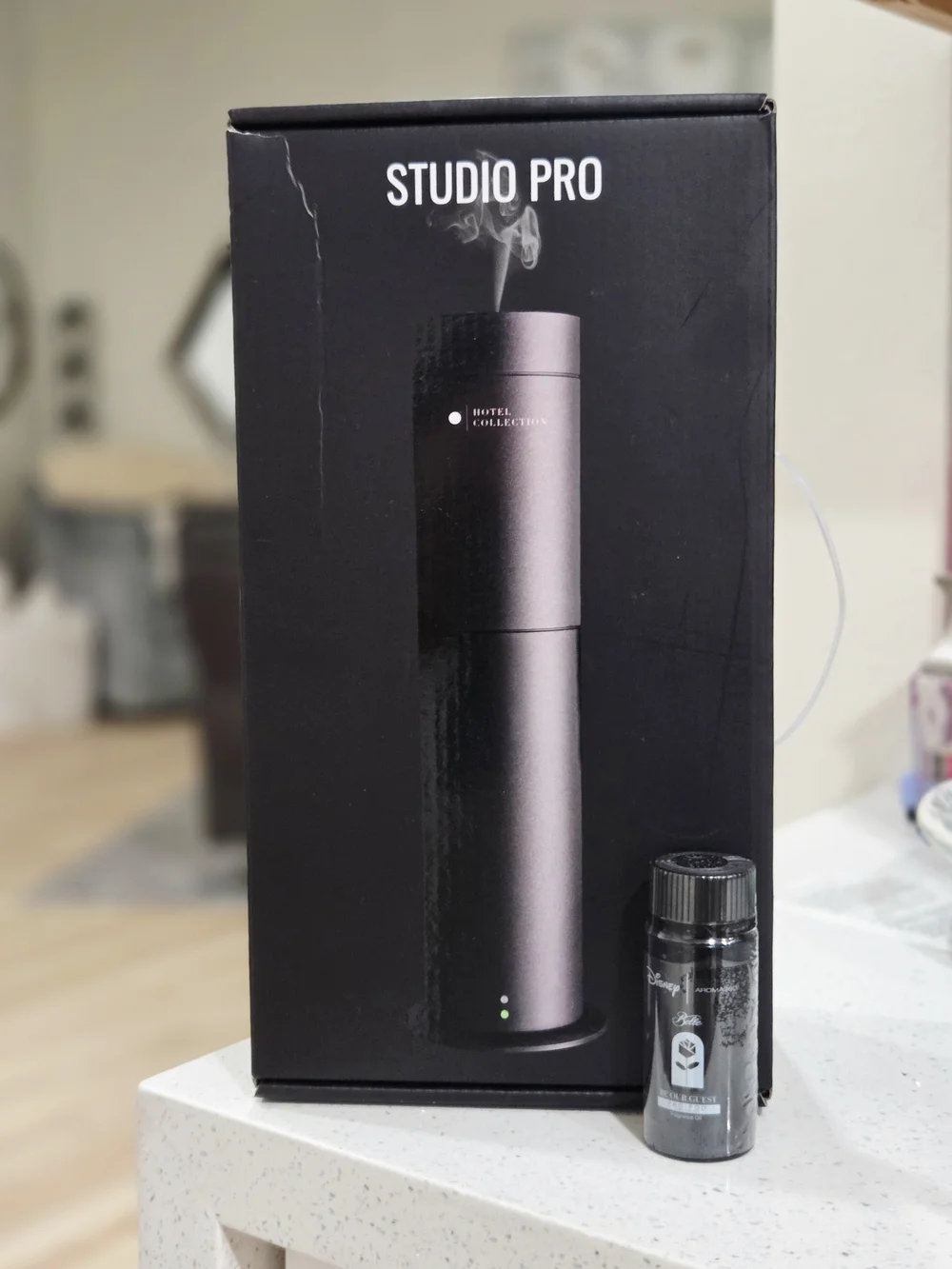 Hotel Collection Stainless Steel Scent Diffuser- Matte Gray+ 1 PRO-POD Aroma360